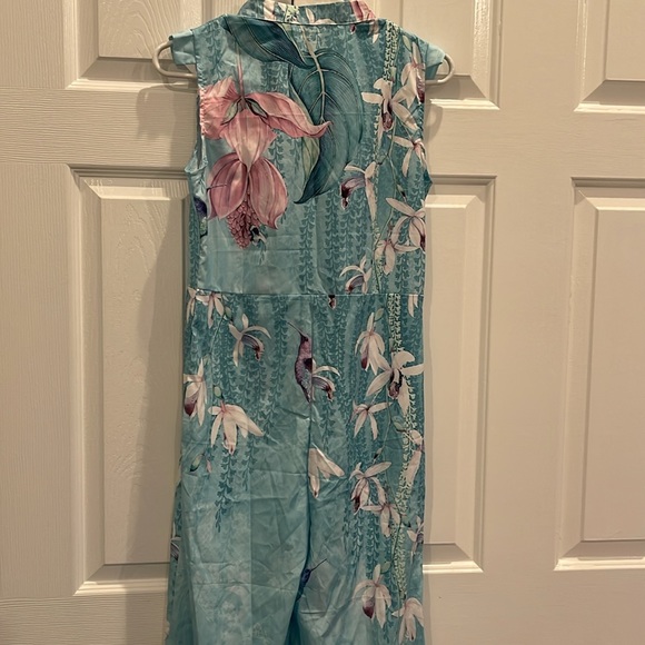 Jumpsuit - Picture 5 of 7